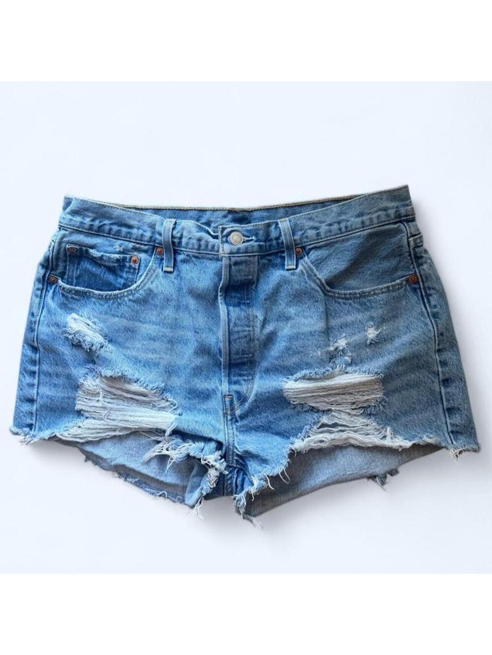Levi's blue denim shorts size W34